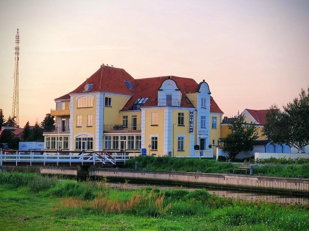 Badehotellet Grenaa Strand ภายนอก รูปภาพ