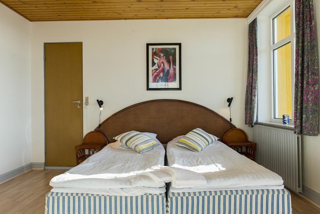 Badehotellet Grenaa Strand ภายนอก รูปภาพ